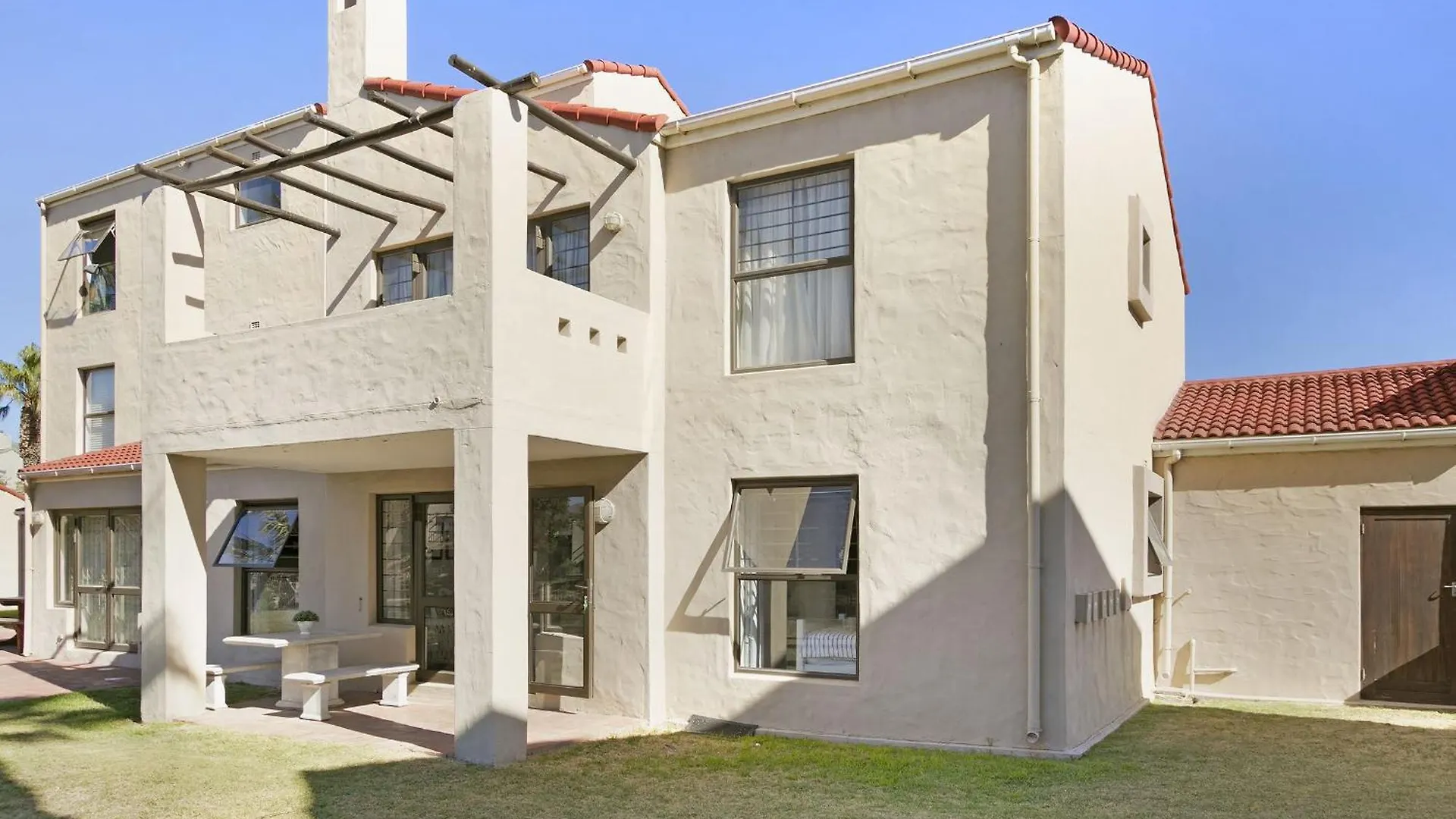 Laguna Beach B8 By Host Agents Cape Town 0*,  South Africa